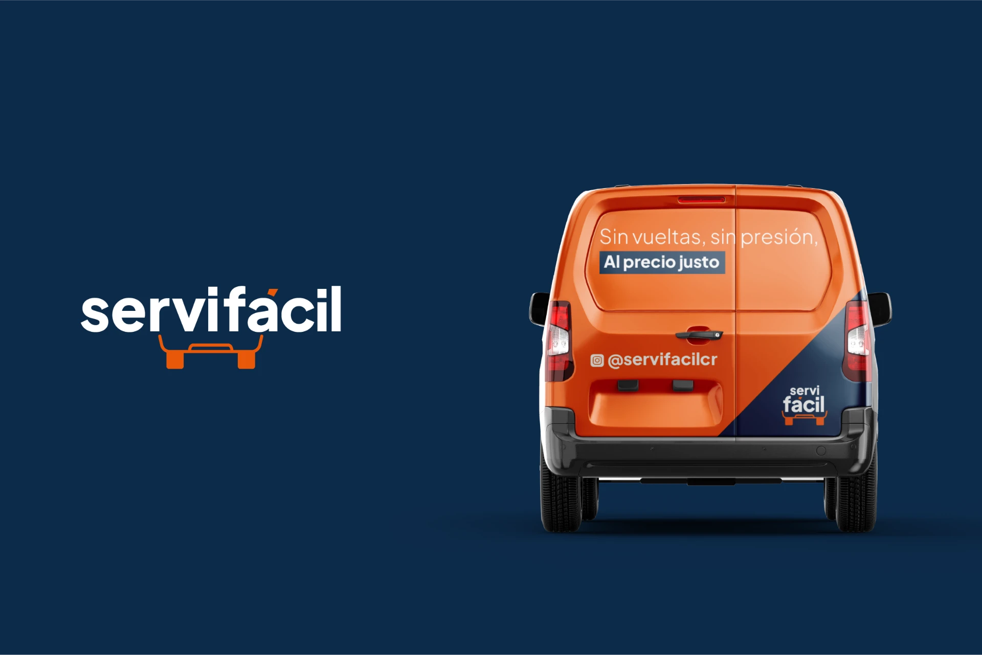 ServiFácil portfolio cover: the white wordmark and car symbol on a navy background beside a rear-view branded delivery van wrap mockup in orange and navy, featuring ‘Sin vueltas, sin presión. Al precio justo.’ and @servifacilcr.